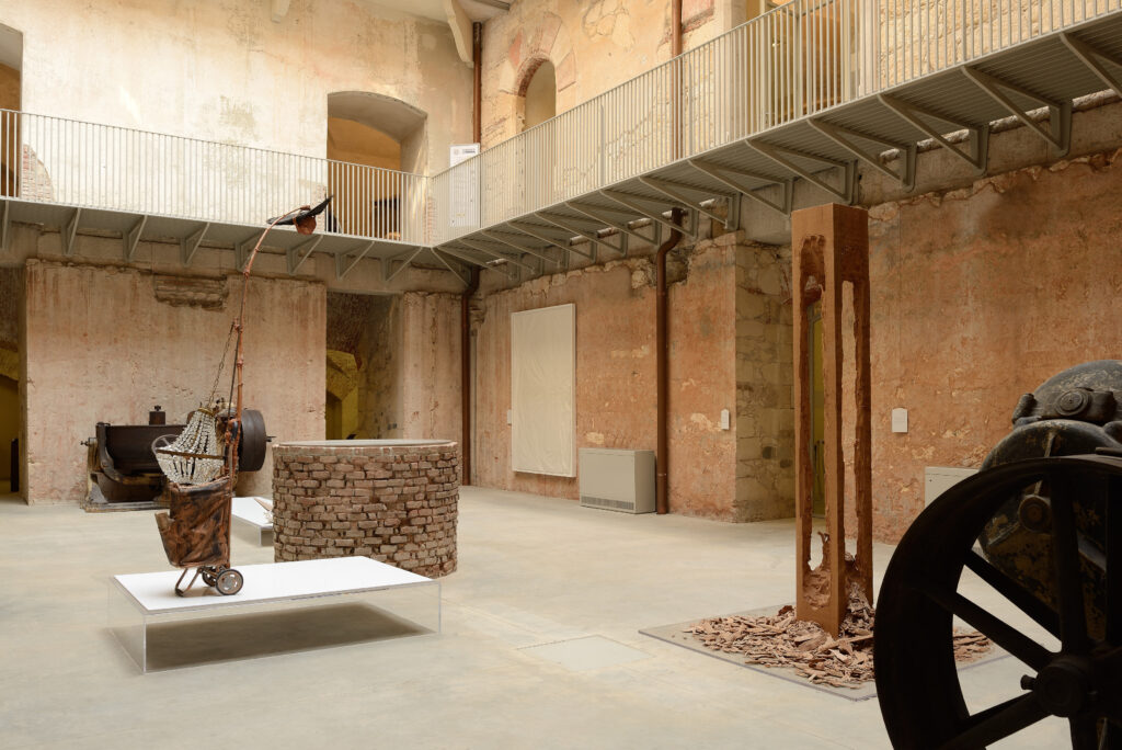 David Adamo, Untitled, 2011, installation view, Polo di Santa Marta – Courtesy l_artista, Ph. M. A. Sereni