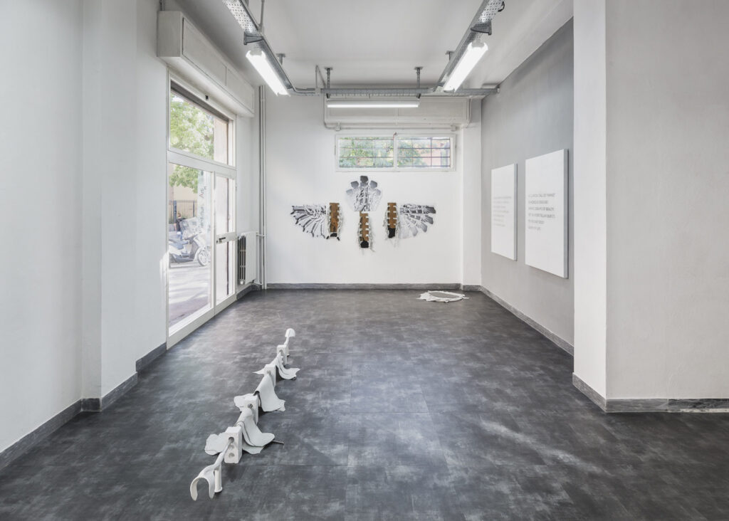 Apparatus 22, Hand Tools (E)(M)(D) For Molding Deep Convictions, 2018, installation view, GALLLERIAPIÙ, Bologna