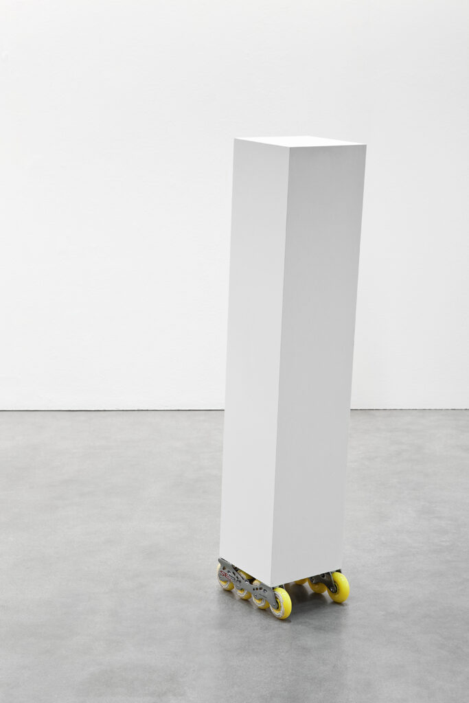 Gabriele De Santis, Tell the Truth and Run Again, 2013 – Courtesy l_artista_