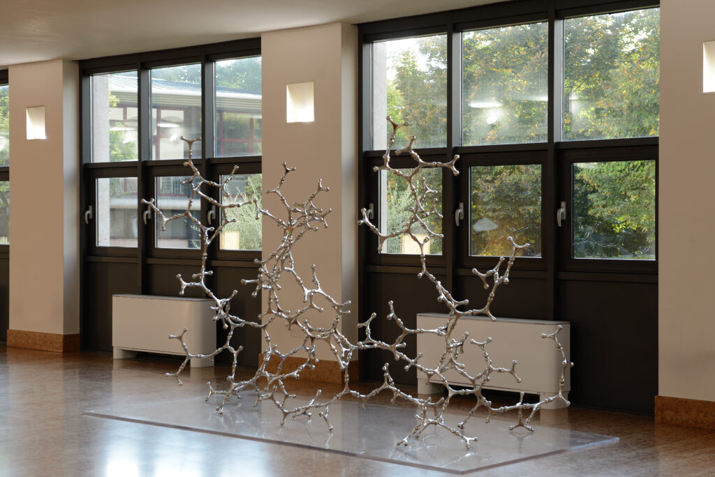 Loris Cecchini, Waterbones, 2015 – Courtesy l_artista, Ph. M. A. Sereni_