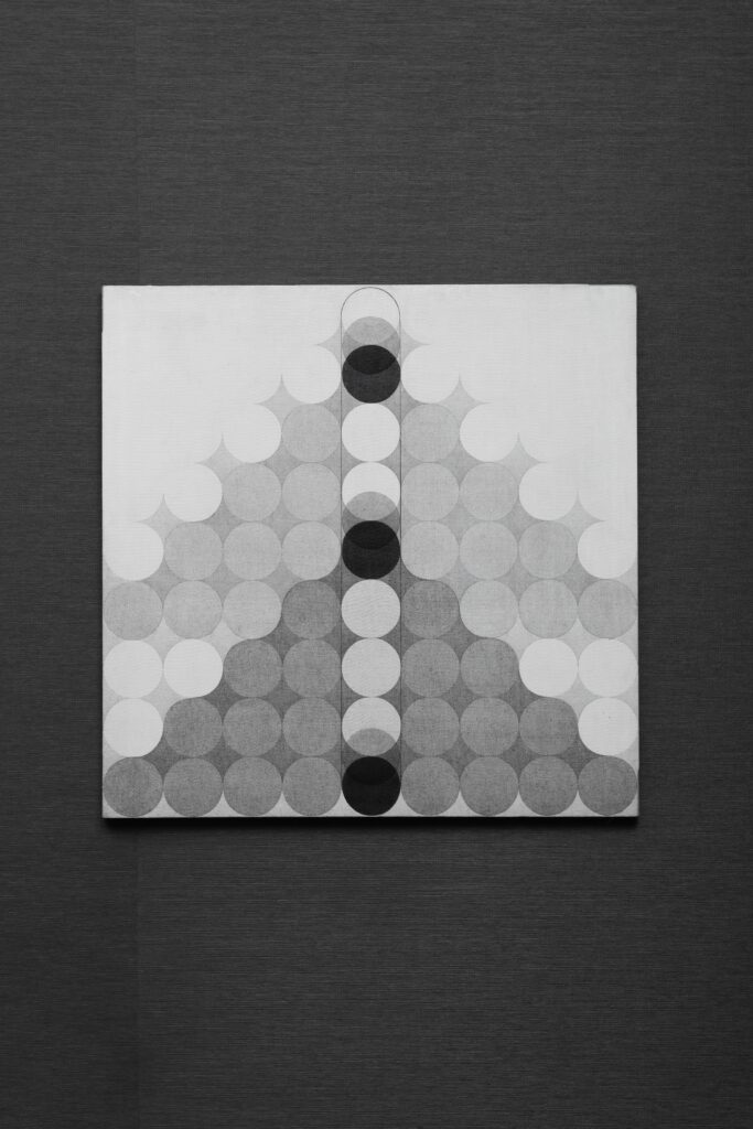 Carlo Nangeroni, Mutazione + elemento scorrevole, 1970 – Courtesy l’artista, Ph. M. A. Sereni