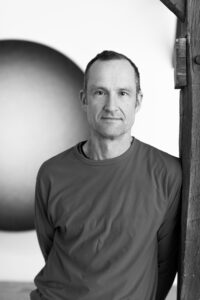 Emil Lukas, Headshot_0010 – Courtesy l’artista