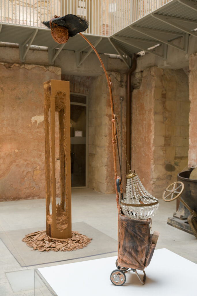 Nari Ward, Roam rise, 2012 – Courtesy l_artista, Ph. F. Tommasoli(1)